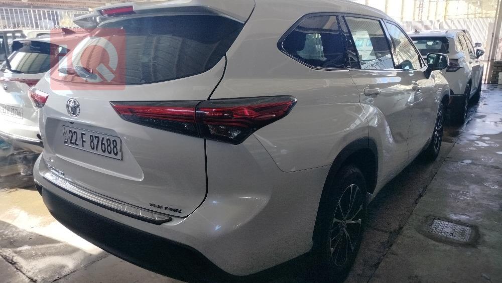 تويوتا هايلاندر